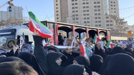 حضور گسترده مردم مشهد در راهپیمایی 22 جدی 