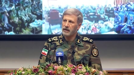 Komandan Angkatan Bersenjata Iran: Kami Akan Memutus Tangan Para Agresor!