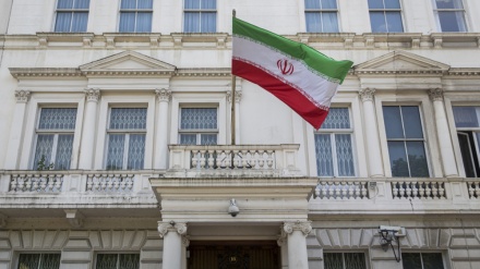 Balozi wa Uingereza Tehran akabidhiwa malalamiko baada ya wahuni kuvamia ubalozi wa Iran London
