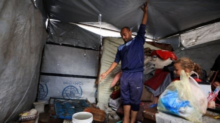 Palestinians in Gaza martyred from cold amid lack of heating