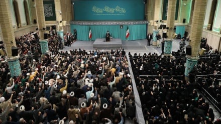 ট্রাম্পের অপরাধ সম্পর্কে সর্বোচ্চ নেতার বক্তব্য নিয়ে পাকিস্তানি সংবাদমাধ্যমগুলোর প্রতিক্রিয়া