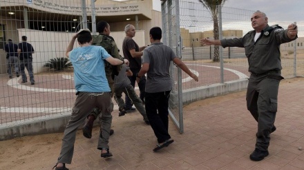 Tempat Penampungan Dibuka Kembali di Wilayah Pendudukan