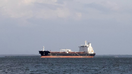 Amerika Venezuellaya ait 5. petrol tankerini alıkoydu 