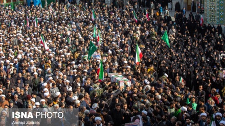 İroni mıxtəlifə şəhronədə oxonə hodisəon şəhidon cənozə təyşi kardey