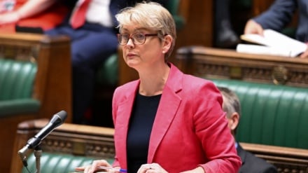 El Reino Unido: No entraremos en guerra contra Irán / Irlanda condena la agresión estadounidense-sionista contra Irán