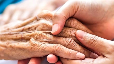 Galateo sociale | Gli iraniani e l’importanza del rispetto verso gli anziani nella società