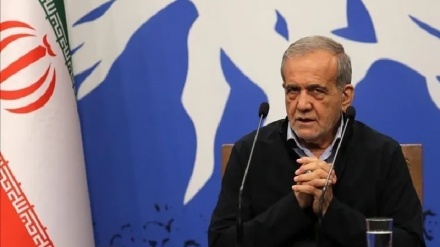 פזשקיאן: התקפה במנהיג המהפכהה תיחשב למלחמה כוללת נגד העם האיראני