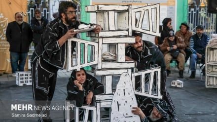 Dhjetë Foto; Dhjetë Ngjarje | Nga 