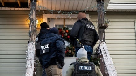 د امریکا زرګونو خلکو د ټرامپ د مهاجرتي سیاستونو پرضد مظاهرې وکړې