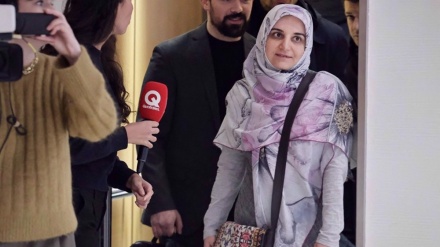 Esfandiari remercie les Iraniens pour leur solidarité