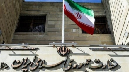 İranın Azərbaycandakı səfirliyi Bakı mediasının sorğusuna cavab verib