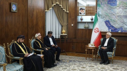 ایران او عمان غواړي د سوداګریزو اړیکو کچه ۵ میلیارده ډالرو ته لوړ کړي