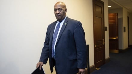 US lawmaker opposes escalation of tensions with Iran