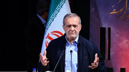 Pezeşkiyan: Halk Yabancı Medyaların Aldatmacasına Kanmıyor; 22 Behmen (11 Şubat) Mükemmeldi   