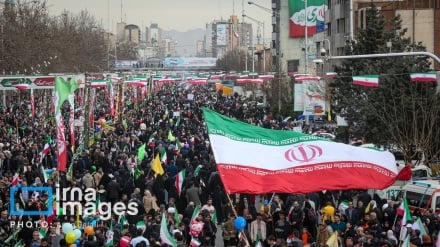 Müdafiə naziri: Düşmənin təhdidlərinə güclü cavab verəcəyik