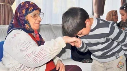 Buenos modales | Construyamos el futuro hoy / La educación empieza en casa