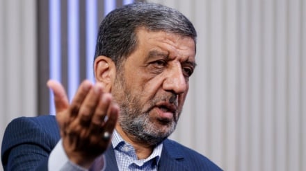 رسانه‌های ایران | ضرغامی درباره رضا پهلوی:  پدرش را به  کنفرانس تهران راه ندادند  خودش را هم در کنفرانس مونیخ