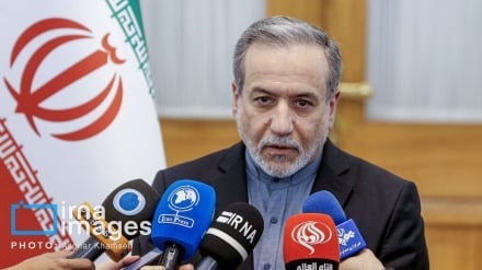 Araqchi: Kushambulia maghala ya mafuta ni kuangamiza mazingira