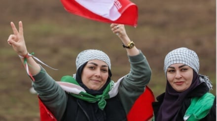 Роҳпаймоии густардаи мардуми Эрон дар чиҳилу ҳафтумин солгарди пирӯзии инқилоби исломӣ +тасовир