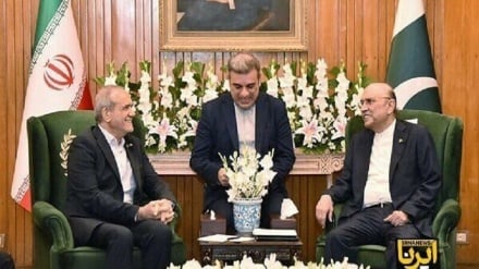 Pakistan Prezidenti İslam İnqilabının ildönümü münasibətilə təbrik etdi