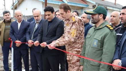 De Fəcri da rujon həmzəmon, Şanderməni şəhrdori 9 qılə obodəkə plan bə istismor rəsə