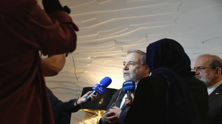 د هر  ډول خبرو اترو ضرورت له ګواښ او دباو څخه ډډه کول دي