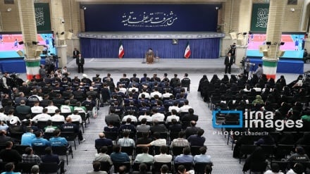 Wanamichezo wa Iran wamkingia kifua Kiongozi Muadhamu