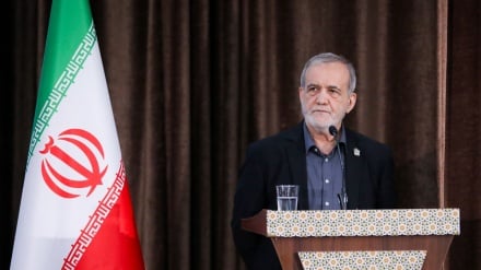 פזשכיאן: לא ניכנע ליהירות ונמשיך לפעול למען גאוותה של איראן