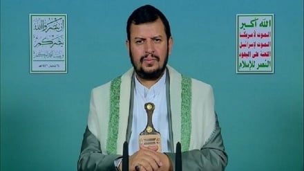 د مسلمانانو ستونزې الهي لارښوونو ته په ستنېدو سره حل کېږي 