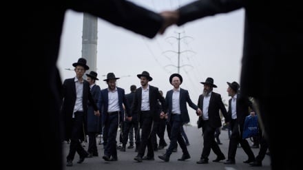 ده رویداد؛ ده عکس | از اعتراض حریدی‌ها در اعتراض به سربازگیری رژیم صهیونیستی تا نمایش حماسه‌های ملی ایران