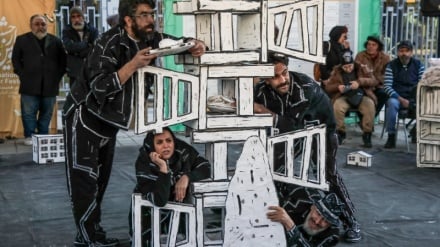 Dari Festival Teater Internasional Fajr ke-44 Hingga Latgab Iran, Tiongkok dan Rusia