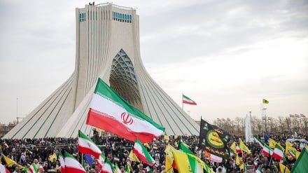 Azimio la maandamano ya Bahman 22: Tunaunga mkono kwa 100% diplomasia na medani ya kijeshi