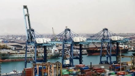 Иранские порты работают без перебоев; коммерческое судоходство продолжается