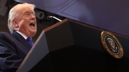 ترامپ: حملات نظامی گسترده‌ای را علیه ایران آغاز کردیم 