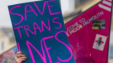 افزایش خودکشی نوجوانان ترنس در انگلستان؛ مناقشه بر سر پیامدهای محدودیت‌های درمانی