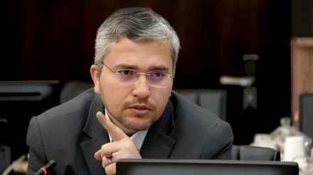 Anggota Parlemen Iran: Trump Sedang Mencari Alasan untuk Meninggalkan Kawasan