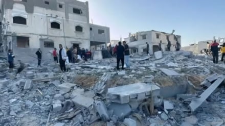 停戦と人道危機の岐路に立たされたガザ、南部ラファは半開、先行きは不透明