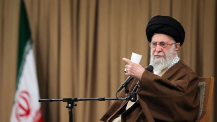 İnqilabın Ali Rəhbəri xalqı 22 Bəhmən yürüşündə yenidən milli iradə və müqavimət nümayiş etdirməyə çağırdı