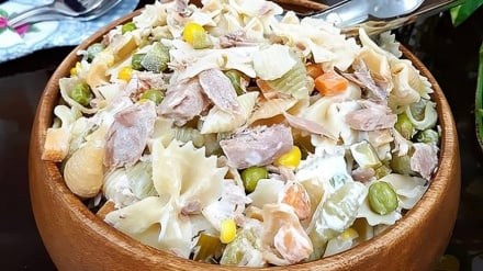 آشپزی ایرانی با مریم | سالاد ماکارونی؛ مهمانی رنگ‌ها در یک کاسه