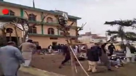 انفجار در مسجد شیعیان اسلام‌آباد همزمان با نماز جمعه؛ دهها زخمی