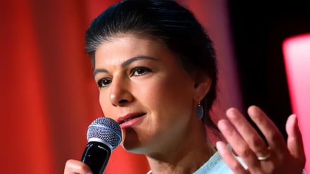 عناوین خبری | از درخواست حزب آلمانی برای لغو تحریم‌های ایران تا رمضان در جامعه مسلمانان کلمبیا