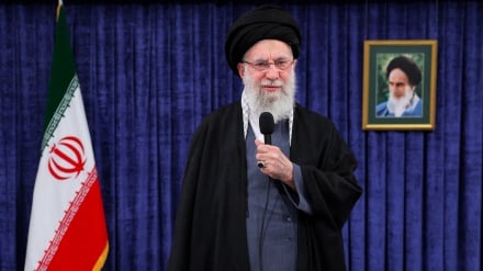 امام خامنه‌ای: شما ایرانیان اراده و ایستادگی خود را نشان دادید