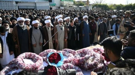 پیکر شهدای حمله تروریستی به مسجد شیعیان اسلام‌آباد تشییع شد