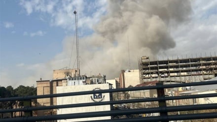 Xəbəon,israyili de Amerkə himoyə bə İroni hucum bardeyku hikoyət kardedə