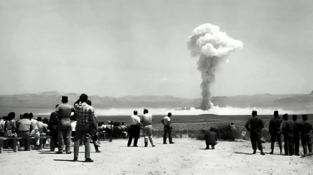 رنج استعمار| رادیواکتیو و استعمار؛ آزمایش‌های هسته‌ای فرانسه در الجزایر و جنایتی که فراموش نشد