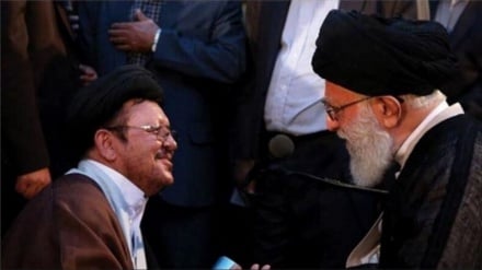 دیدگاه‌های ادبی رهبر انقلاب در جلسات شعر برای استادان نقد نیز تازگی داشت