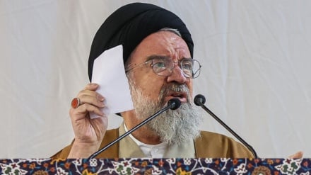 خطیب نماز جمعه تهران: تا آمریکا و رژیم صهیونی هستند بشریت روی آرامش نخواهد دید