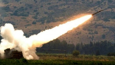 ज़ायोनी सेना के ठिकाने पर हिज़्बुल्लाह का मिसाइली हमला