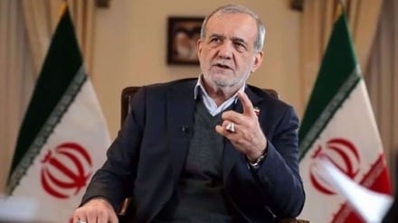 Pezeshkian ke Trump: Kami Balas Semua Ancaman di Medan Tempur