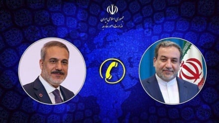 İran ve Türkiye Dışişleri Bakanları arasında telefon görüşmesi